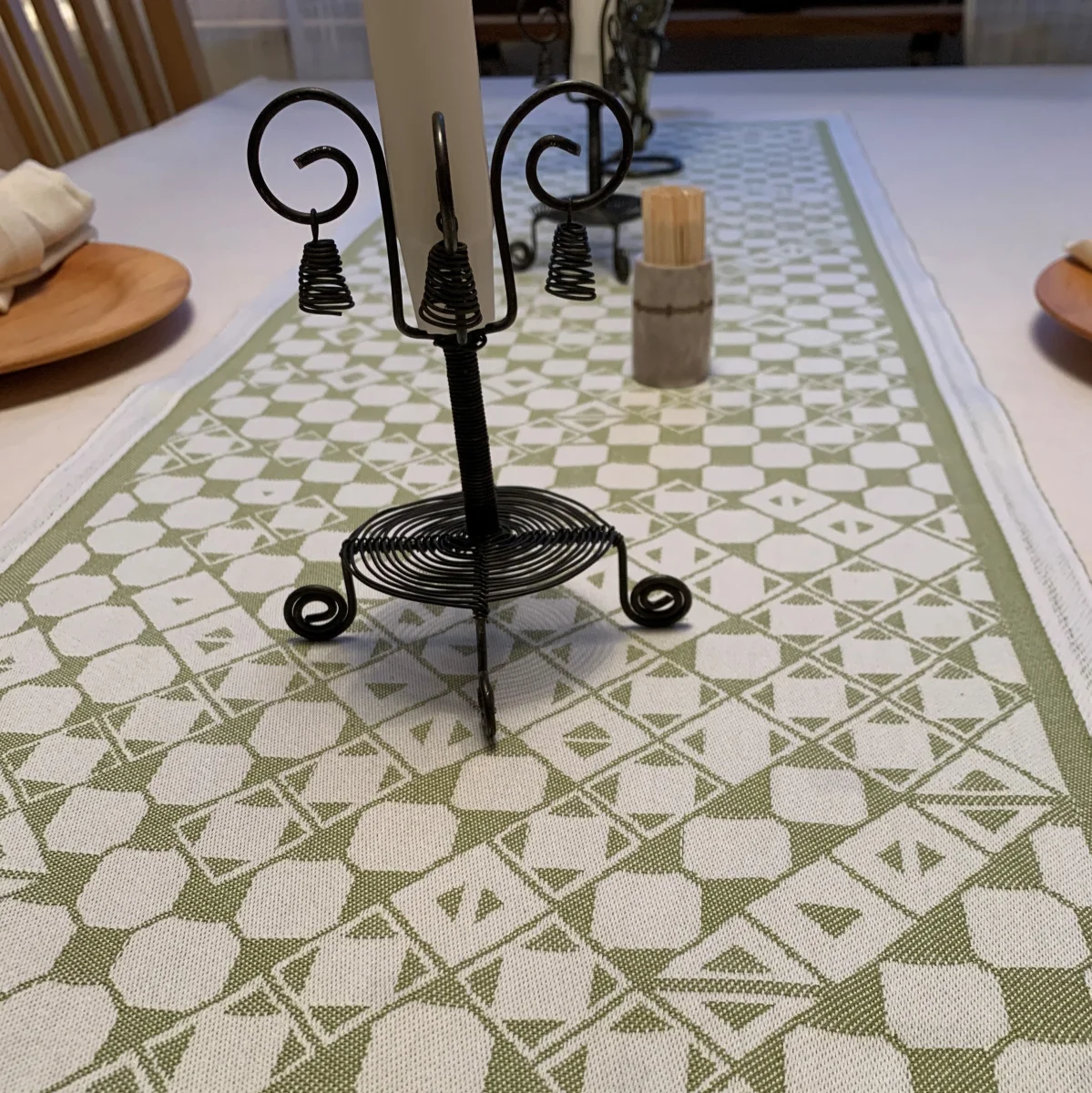Löpare med unikt sydsamiskt mönster Risfjell Sameslöjd 120x38 cm - Bild 2