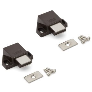 2 stycken kompakt magnetisk snäppspärr, inkl. motplatta, yta: brun, 25 mm (63/64″), ML-30SBR. Platsbesparande push-to-open dörröppnare för möbeldörrar, skåpdörrar och mycket mer, av Sugatsune / LAMP® (Japan)
